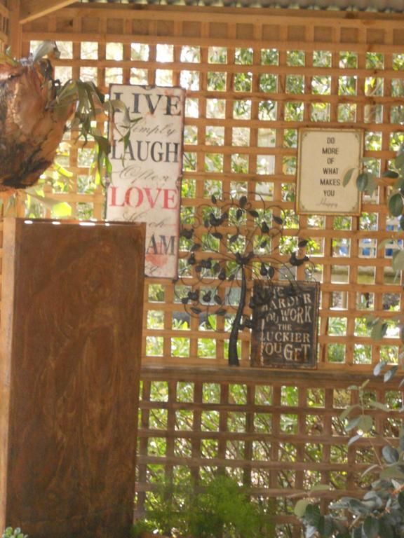 Astley Cottage Дейлсфорд Номер фото