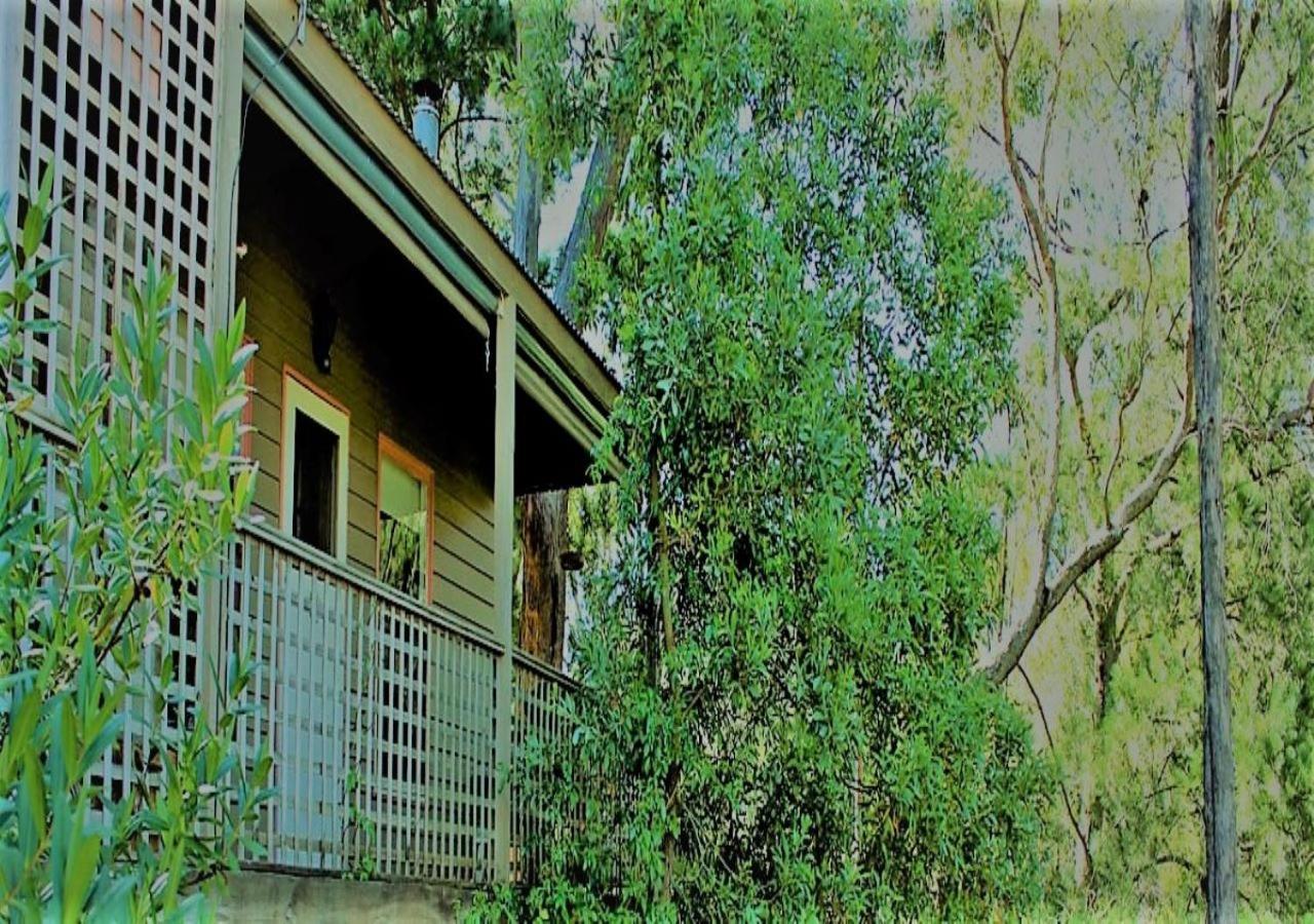 Astley Cottage Дейлсфорд Екстер'єр фото