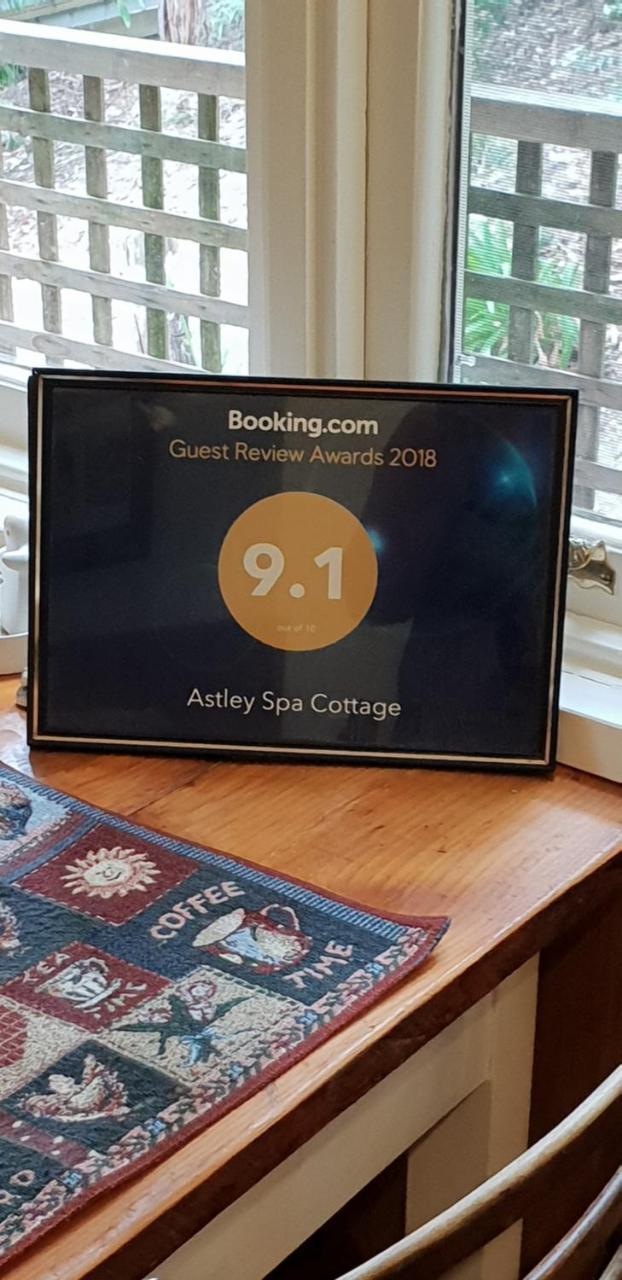 Astley Cottage Дейлсфорд Екстер'єр фото