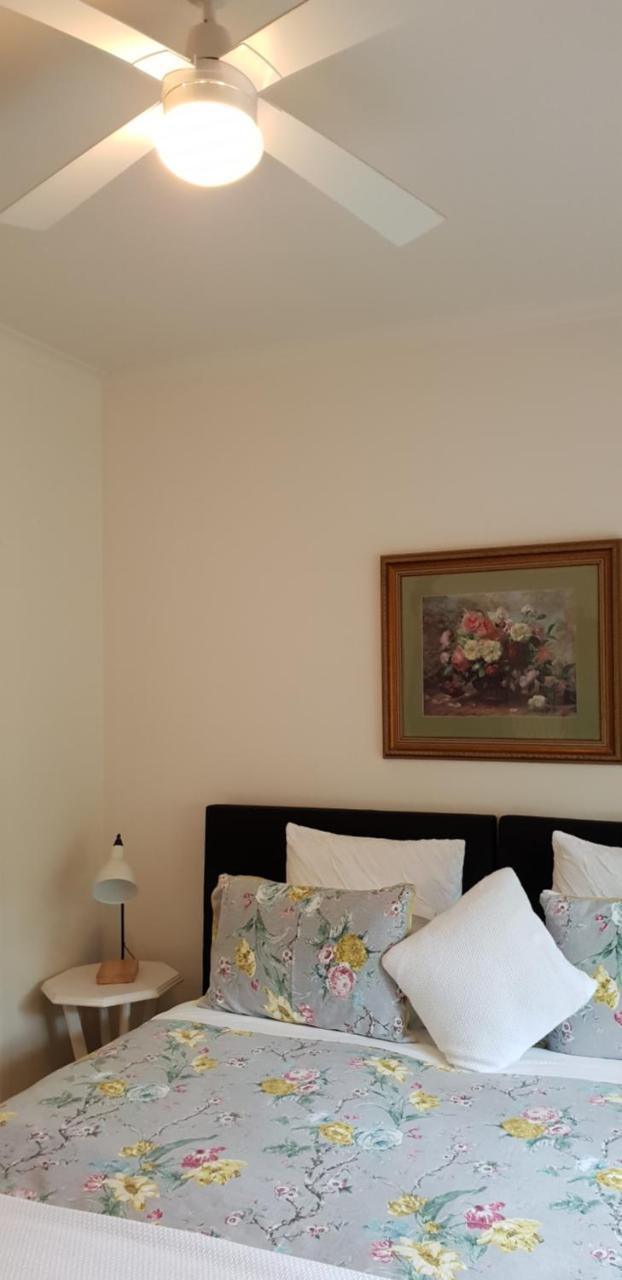 Astley Cottage Дейлсфорд Екстер'єр фото