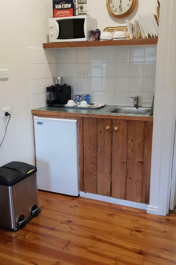 Astley Cottage Дейлсфорд Екстер'єр фото